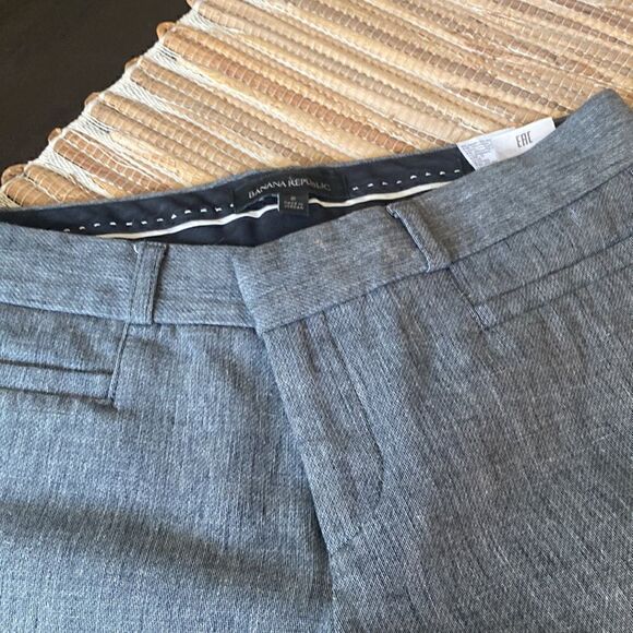 EUC Banana Republic grey dress pants . Size 2 - Slone - Picture 4 of 5
